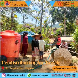 Sabtu, 14 September 2024 BPBD Kab. Trenggalek mendistribusikan bantuan air bersih ke Kec. Pogalan dan Kec. Trenggalek