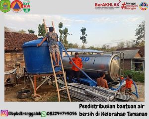Minggu, 13 Oktober 2024 BPBD Kab. Trenggalek bersama Komunitas Vespa Trenggalek mendistribusikan bantuan air bersih