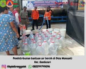 Kamis, 17 Oktober 2024 BPBD Kab. Trenggalek mendistribusikan bantuan air bersih ke Ds. Ngadirejo, Ds. Gembleb, Ds. Pogalan, Ds. Ngulankulon Kec. Pogalan, Ds. Wonoanti Kec. Gandusari dan Kel. Tamanan Kec. Trenggalek