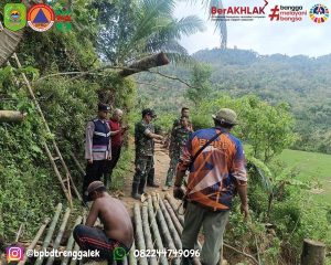 Minggu, 1 Desember 2024. Terjadi Tanah Longsor di Desa Barang Kecamatan Panggul Kabupaten Trenggalek